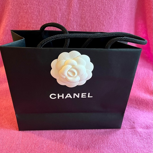 Chanel Shopping Bag and Chanel Ribbon - Picture 2 of 16